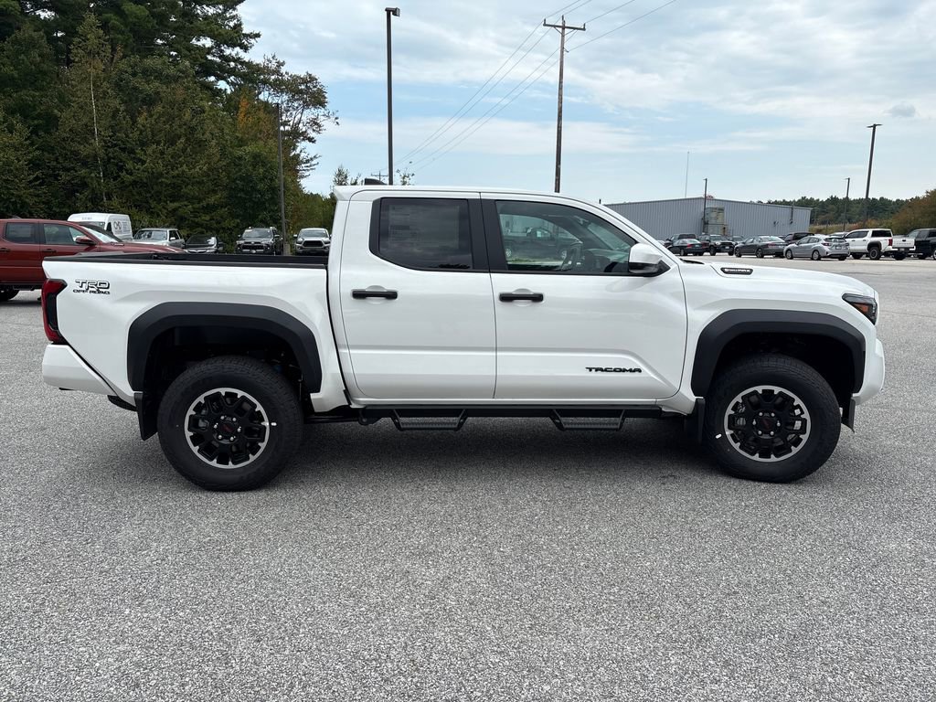 New 2025 Toyota Tacoma TRD Off-Road image 6
