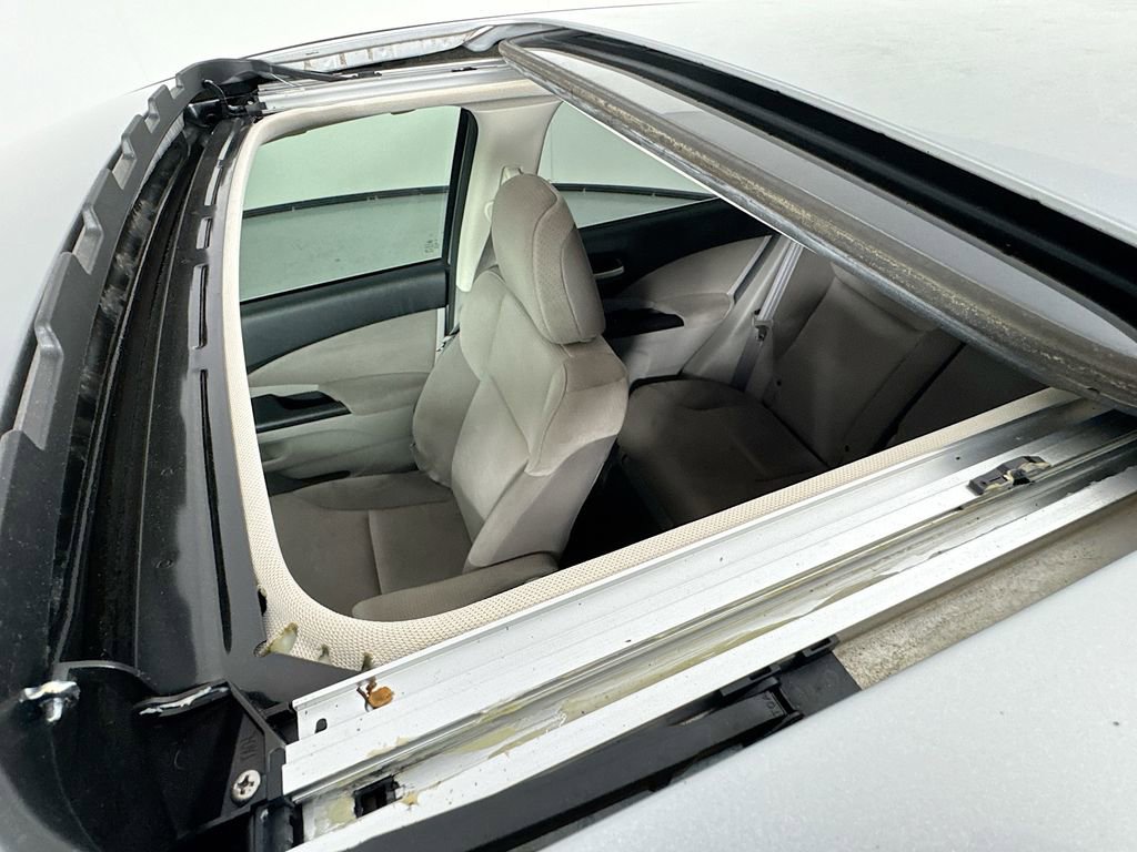 Used 2014 Honda CR-V EX image 25
