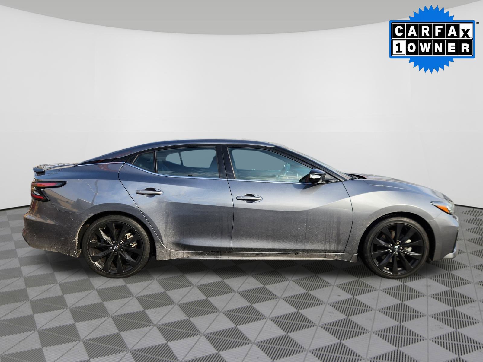 Certified 2022 Nissan Maxima SR w/ Sport Mat Group image 6