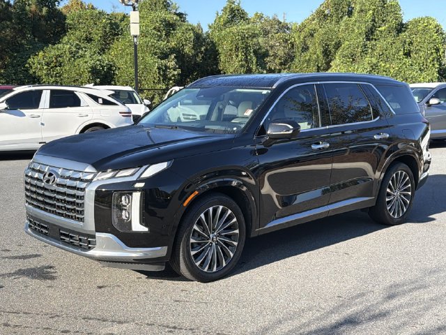 Used 2023 Hyundai Palisade Calligraphy AWD/4WD image 3