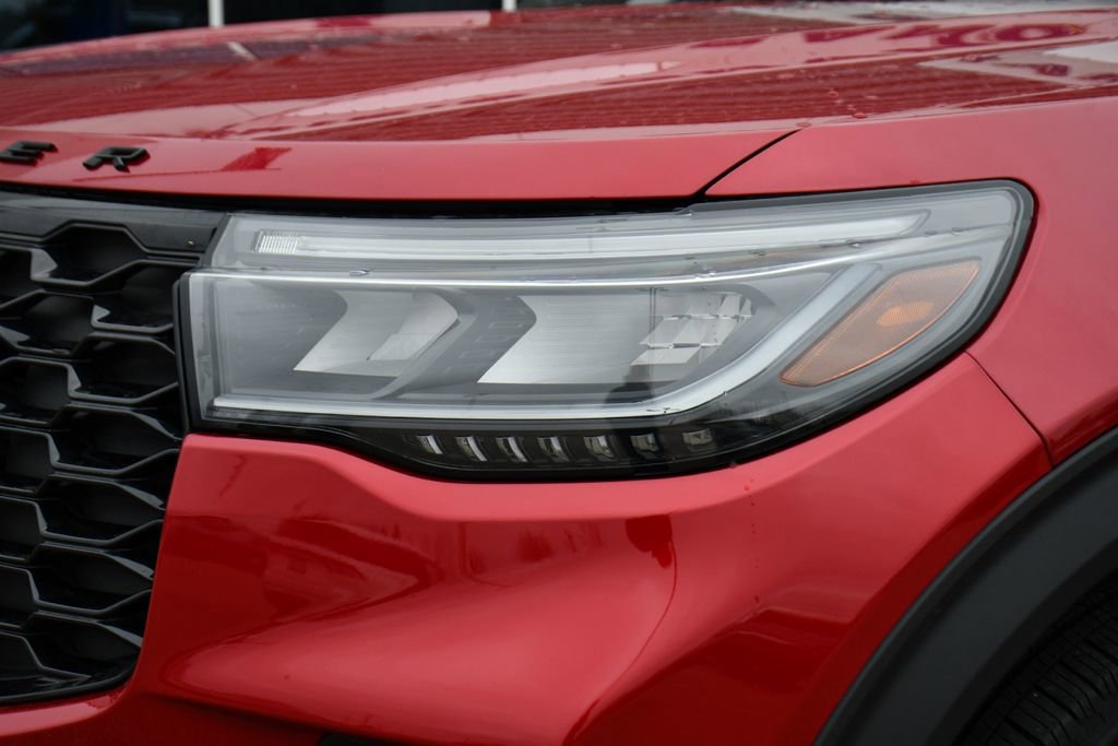 Used 2025 Ford Explorer ST-Line image 42