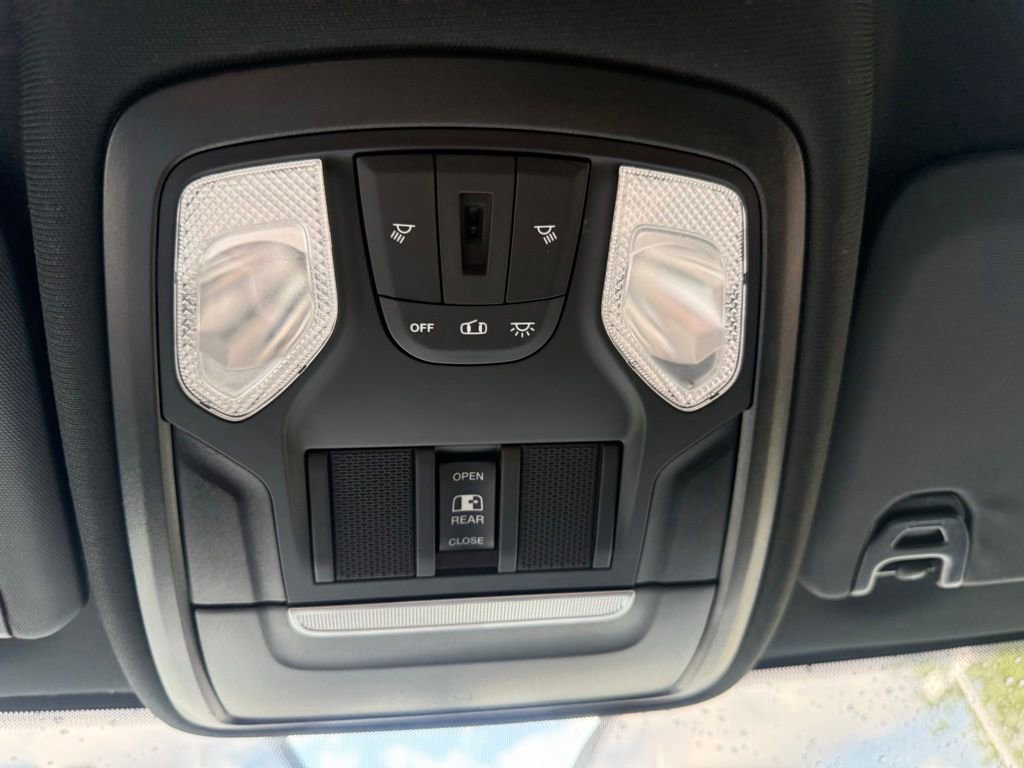 Certified 2022 RAM 2500 Tradesman AWD/4WD image 28