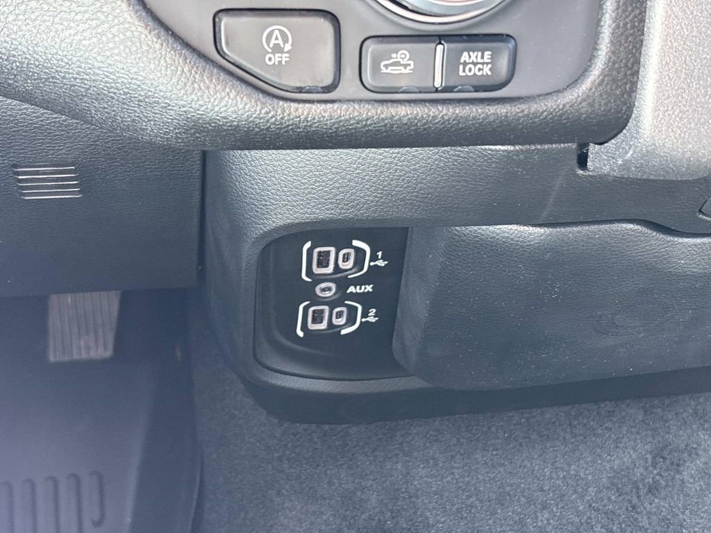 New 2026 RAM 1500 Classic Warlock image 21