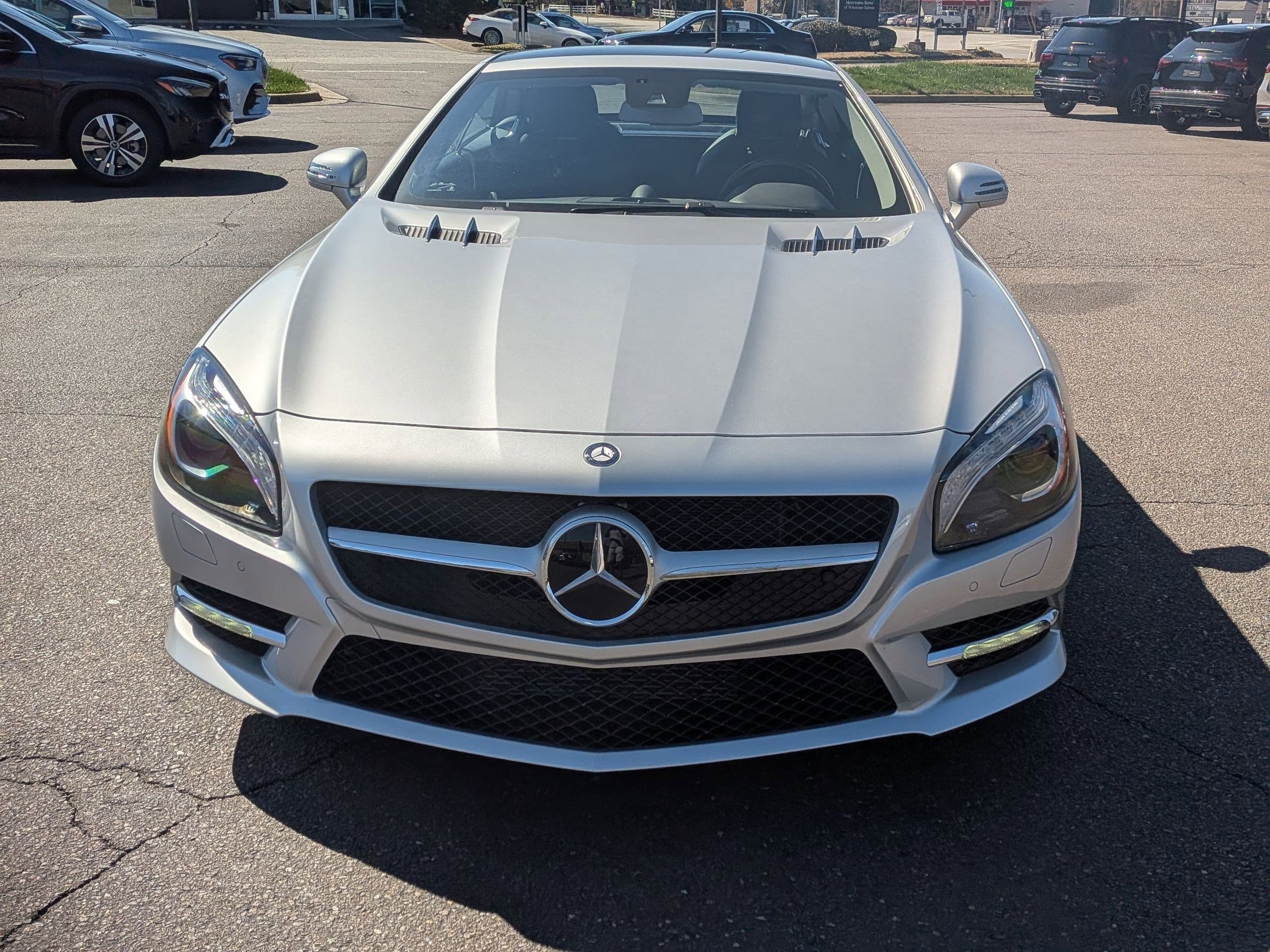 Used 2013 Mercedes-Benz SL 550 image 8