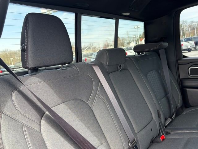 New 2026 RAM 1500 4x4 Crew Cab image 31