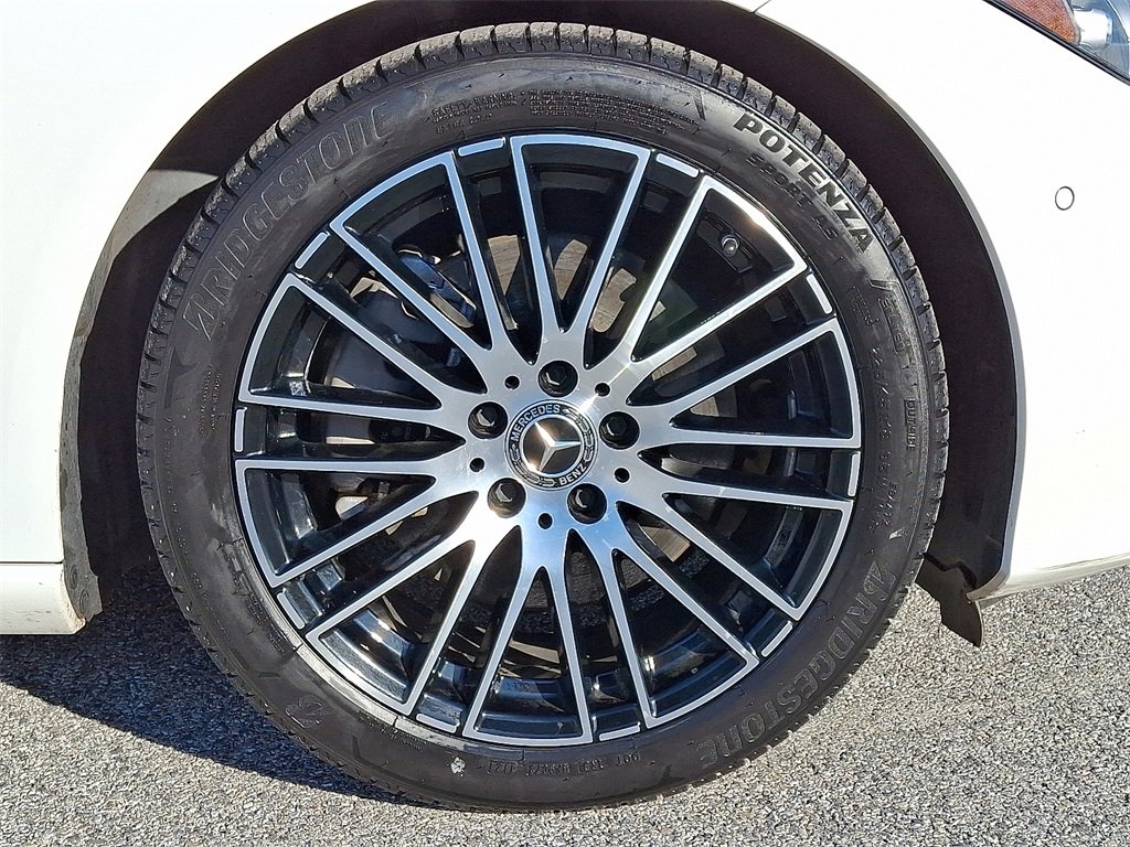 Used 2023 Mercedes-Benz C 300 4MATIC Sedan image 11