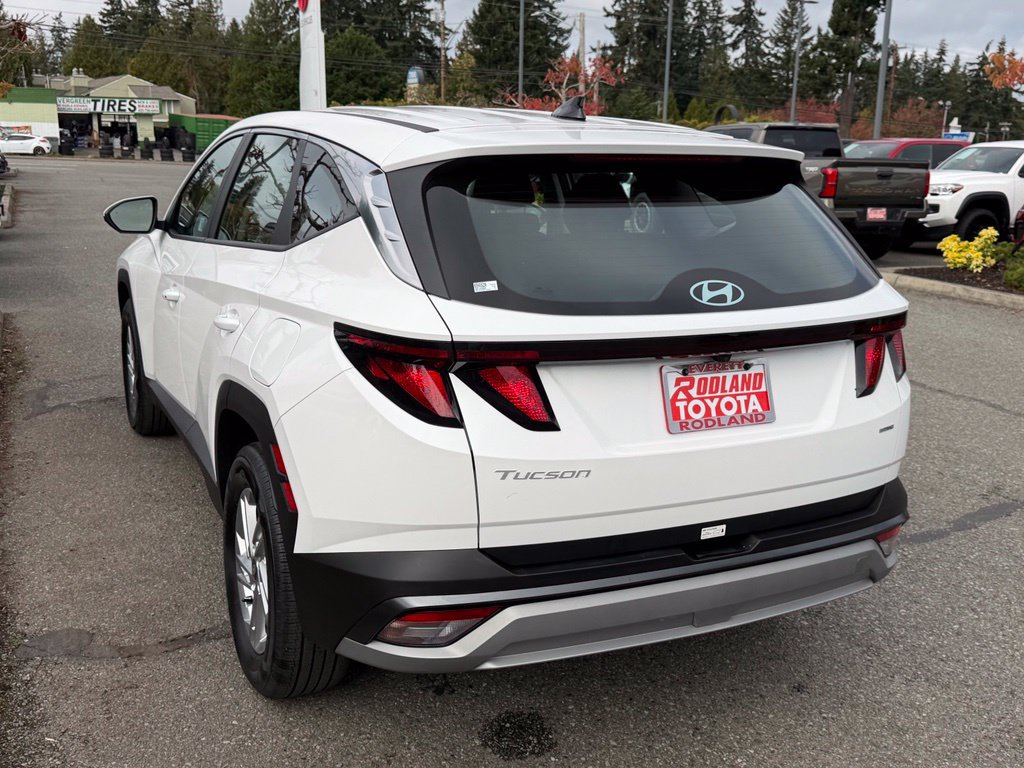 Used 2025 Hyundai Tucson SE AWD/4WD image 9