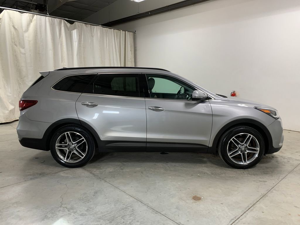 Used 2017 Hyundai Santa Fe SE w/ SE Ultimate Tech Package 03 image 29