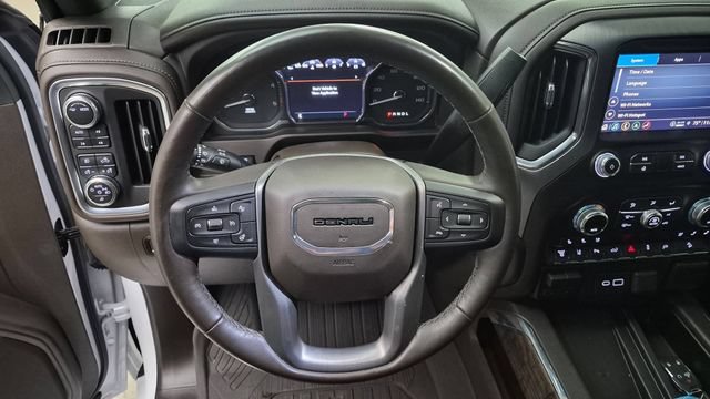 Used 2022 GMC Sierra 3500 Denali w/ Denali Ultimate Package AWD/4WD image 17