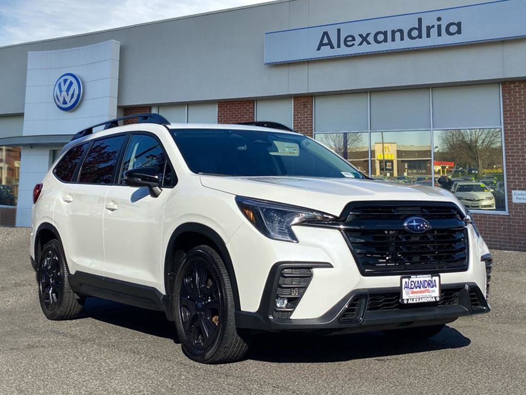 Used 2023 Subaru Ascent Onyx Edition image 1