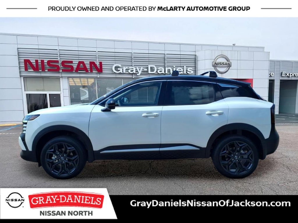 New 2027 Nissan Kicks SR FWD image 4