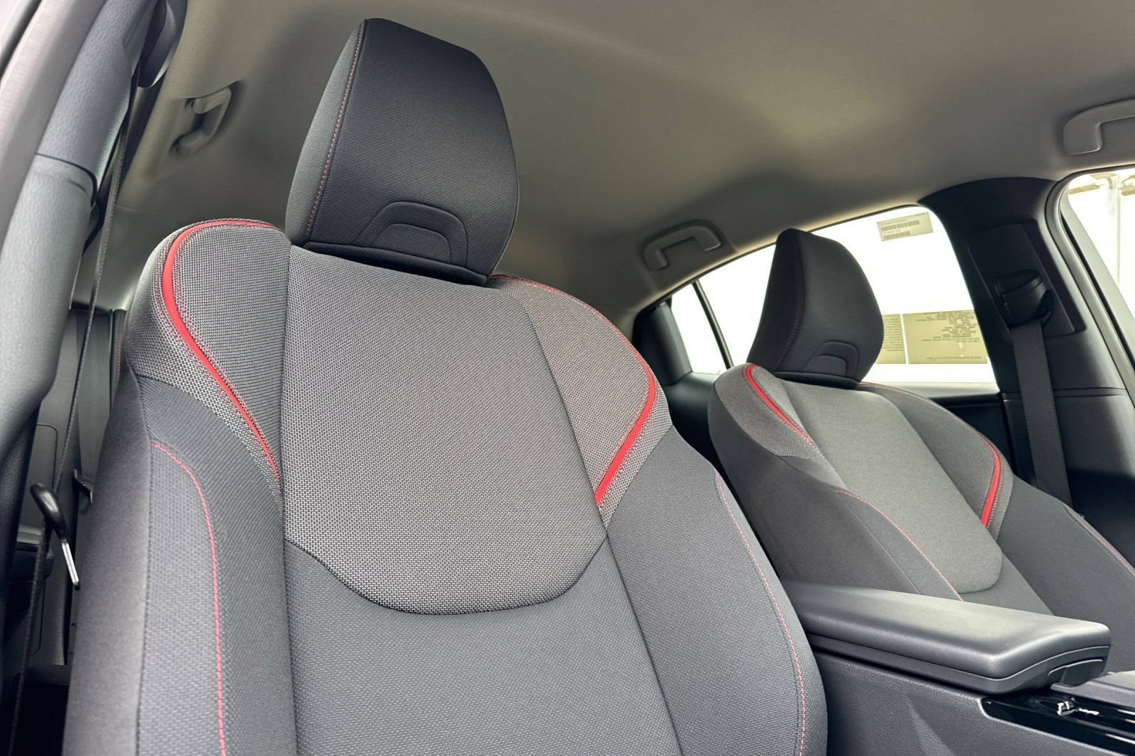 New 2026 Toyota Prius Plug-In Hybrid FWD image 19