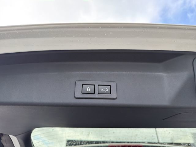 New 2026 Subaru Ascent Limited image 13