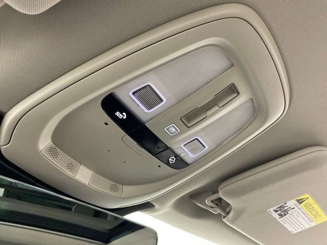 Certified 2024 Volvo XC90 T8 Ultimate w/ Protection Package Premier image 18