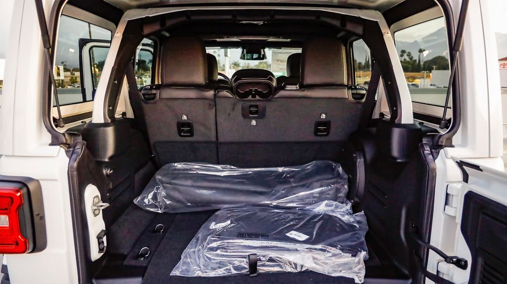 New 2026 Jeep Wrangler Unlimited Rubicon image 31