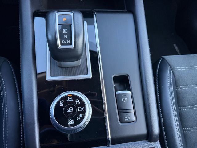 Used 2024 Mitsubishi Outlander SE Black Edition image 23