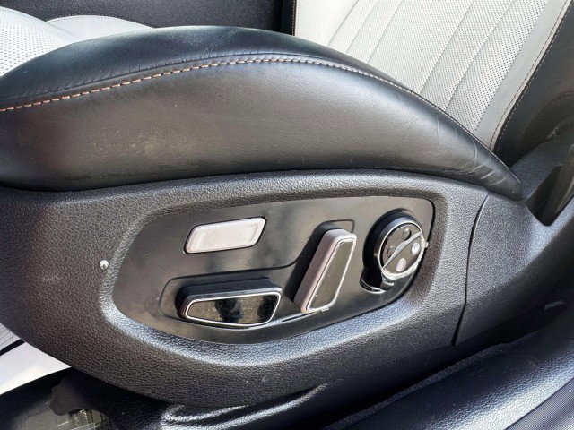 Used 2019 Genesis G80 3.3T Sport image 19