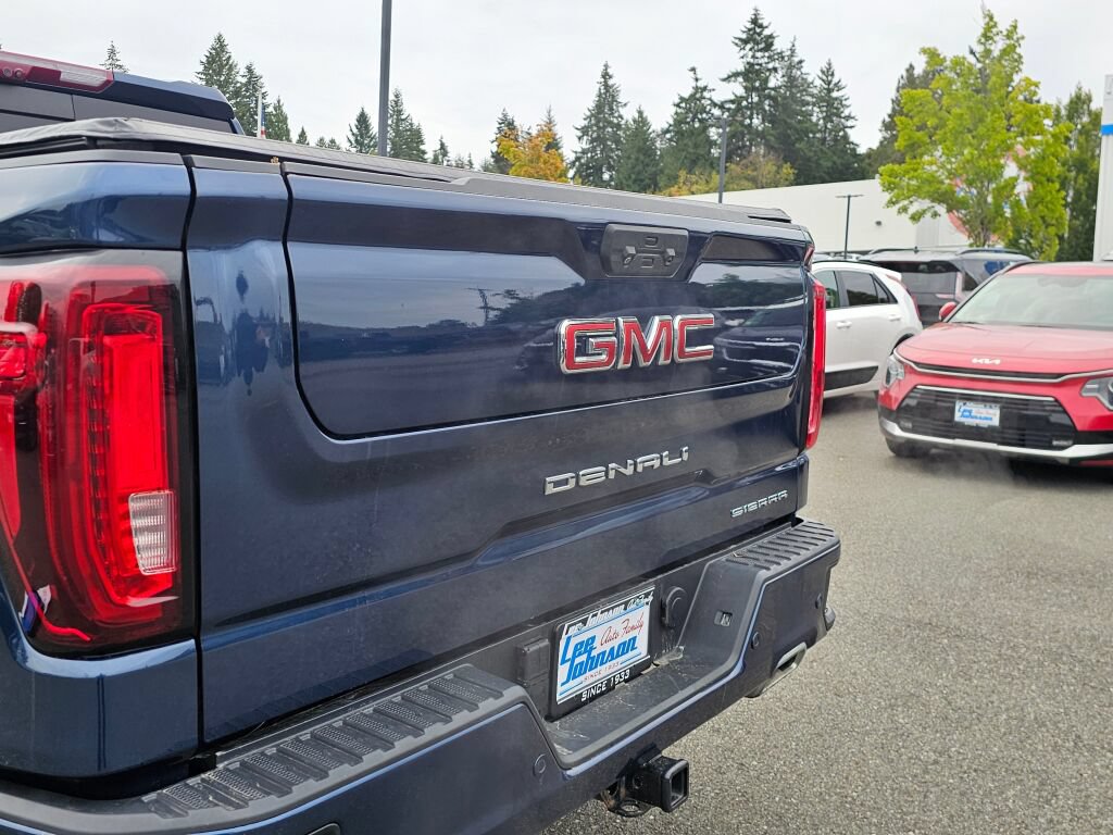 Used 2023 GMC Sierra 1500 Denali w/ Technology Package AWD/4WD image 28