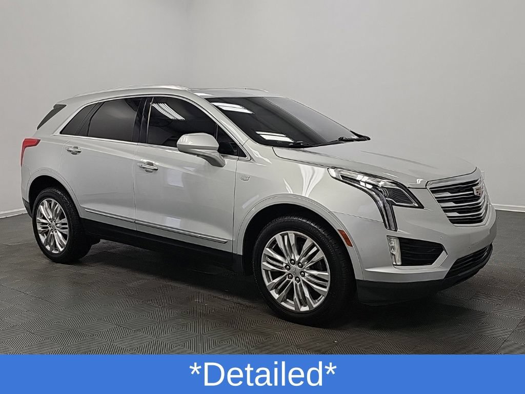 Used 2018 Cadillac XT5 Premium Luxury AWD/4WD image 2