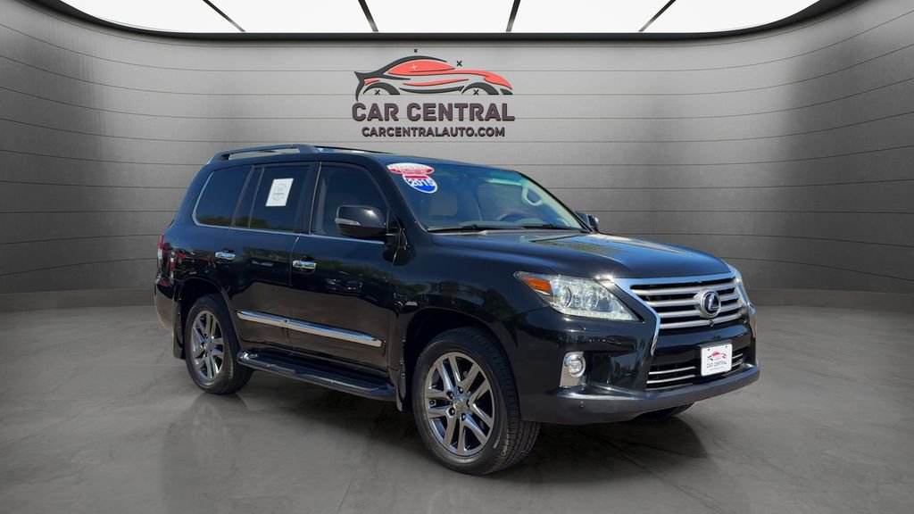 Used 2015 Lexus LX 570 4WD w/ Luxury Package image 7