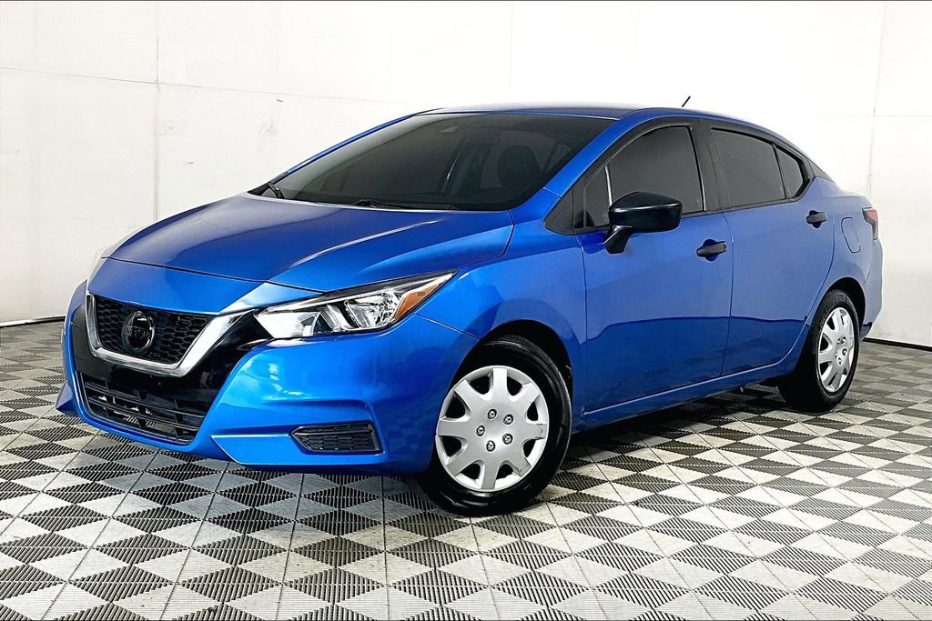 Used 2021 Nissan Versa S image 2