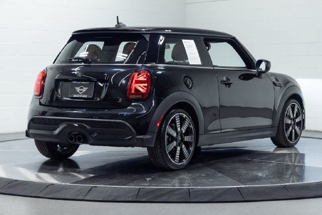 Used 2024 MINI Cooper S FWD image 10