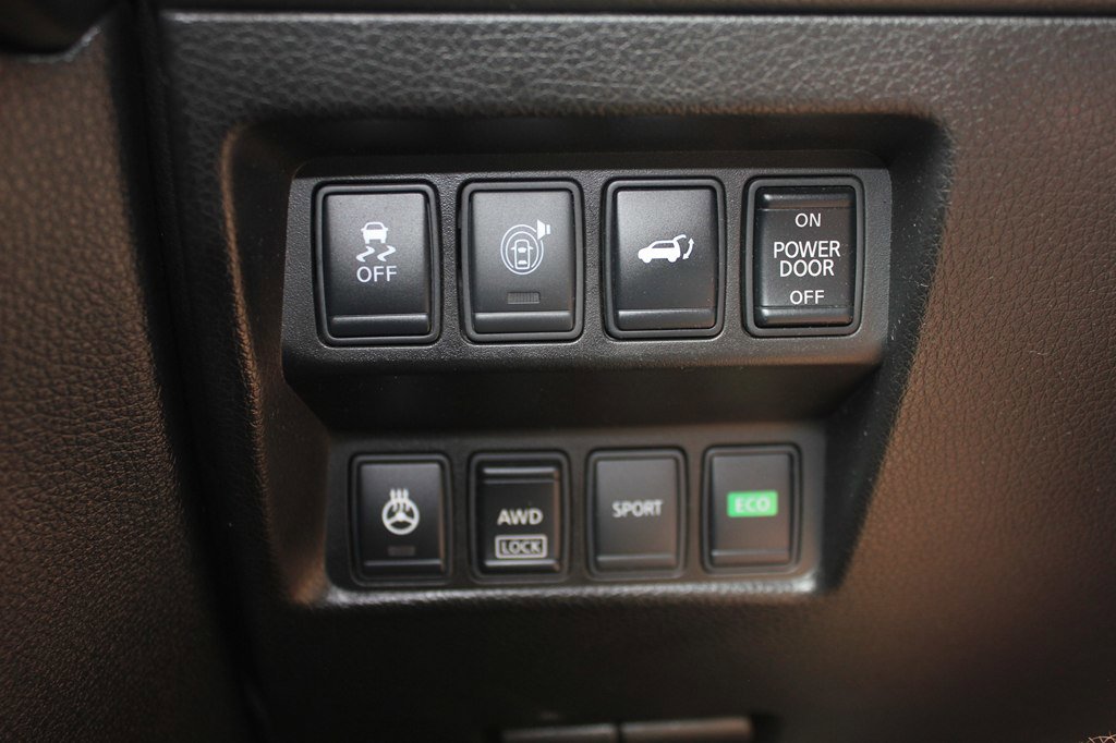 Used 2017 Nissan Rogue SL AWD/4WD image 17