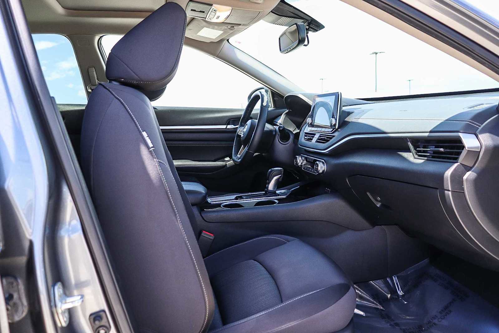 Used 2020 Nissan Altima 2.5 SV image 17