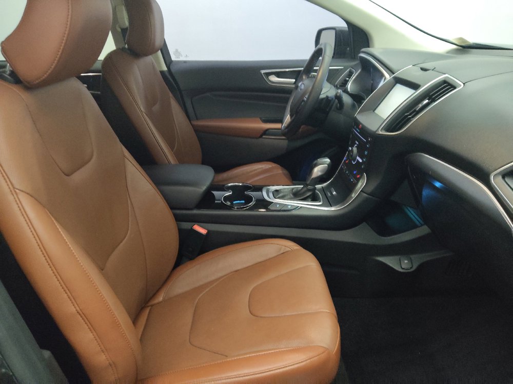 Used 2015 Ford Edge Titanium w/ Equipment Group 302A AWD/4WD image 21
