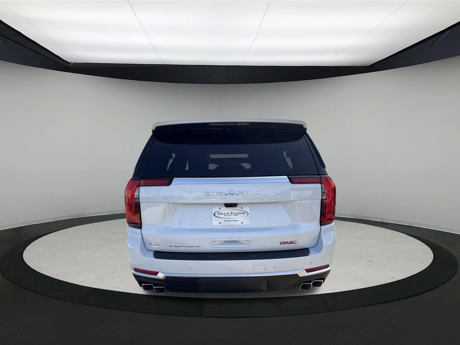 New 2026 GMC Yukon XL Denali w/ Denali Reserve Package image 6