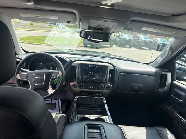 Used 2018 GMC Sierra 1500 Denali AWD/4WD image 39