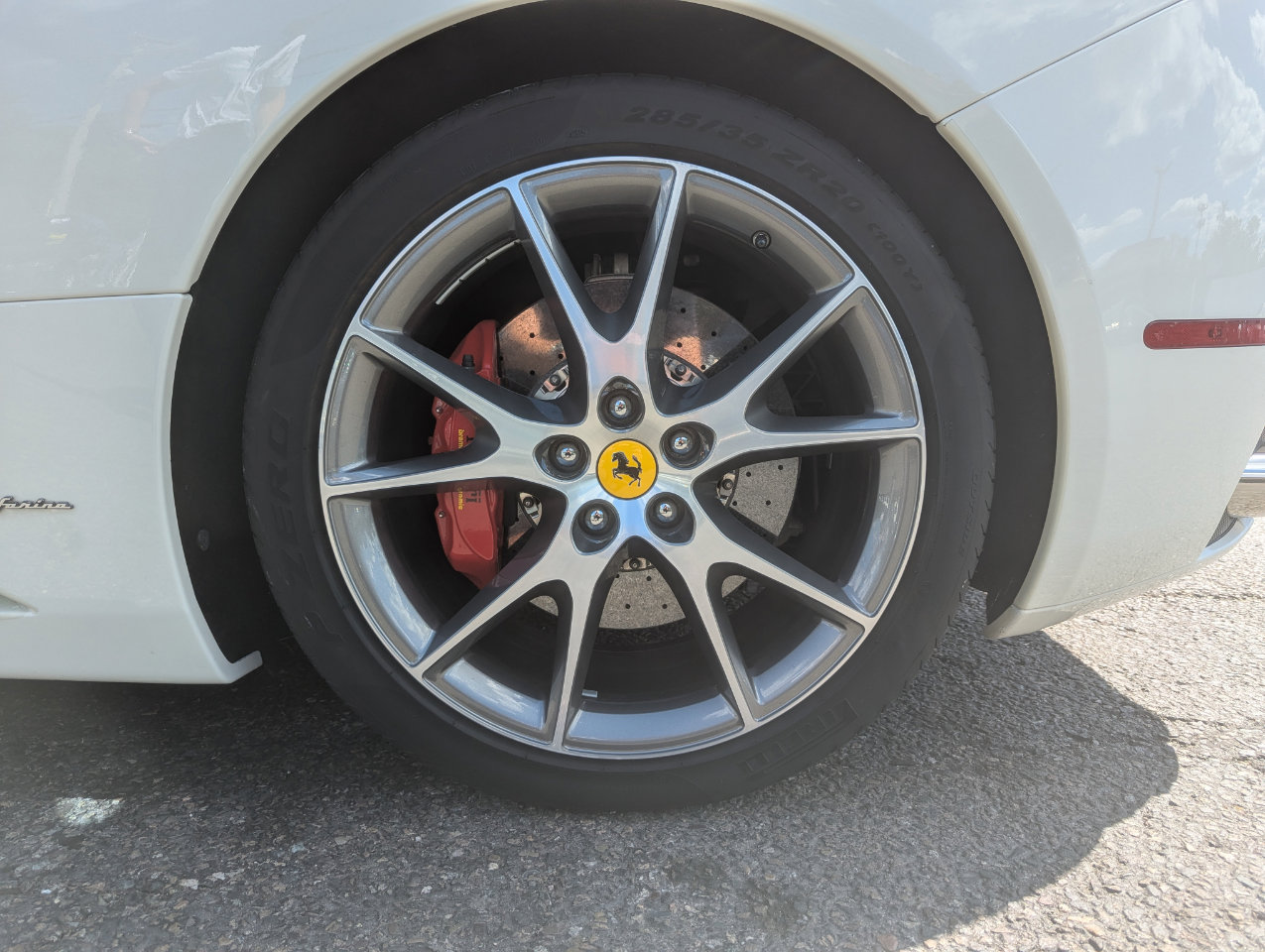 Used 2013 Ferrari California image 48