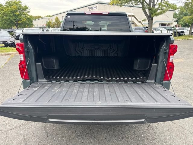 Used 2025 Chevrolet Silverado 1500 LT AWD/4WD image 31