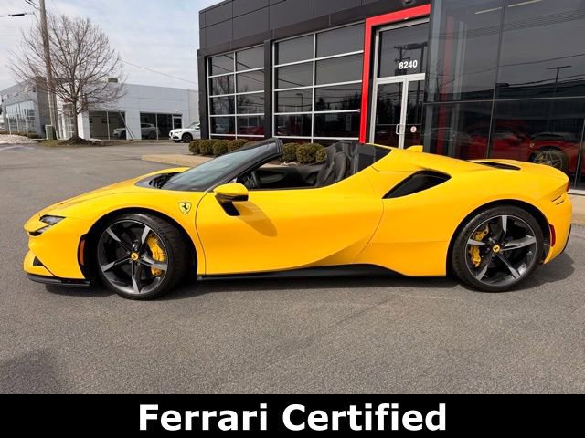 Used 2022 Ferrari SF90 Spider image 13