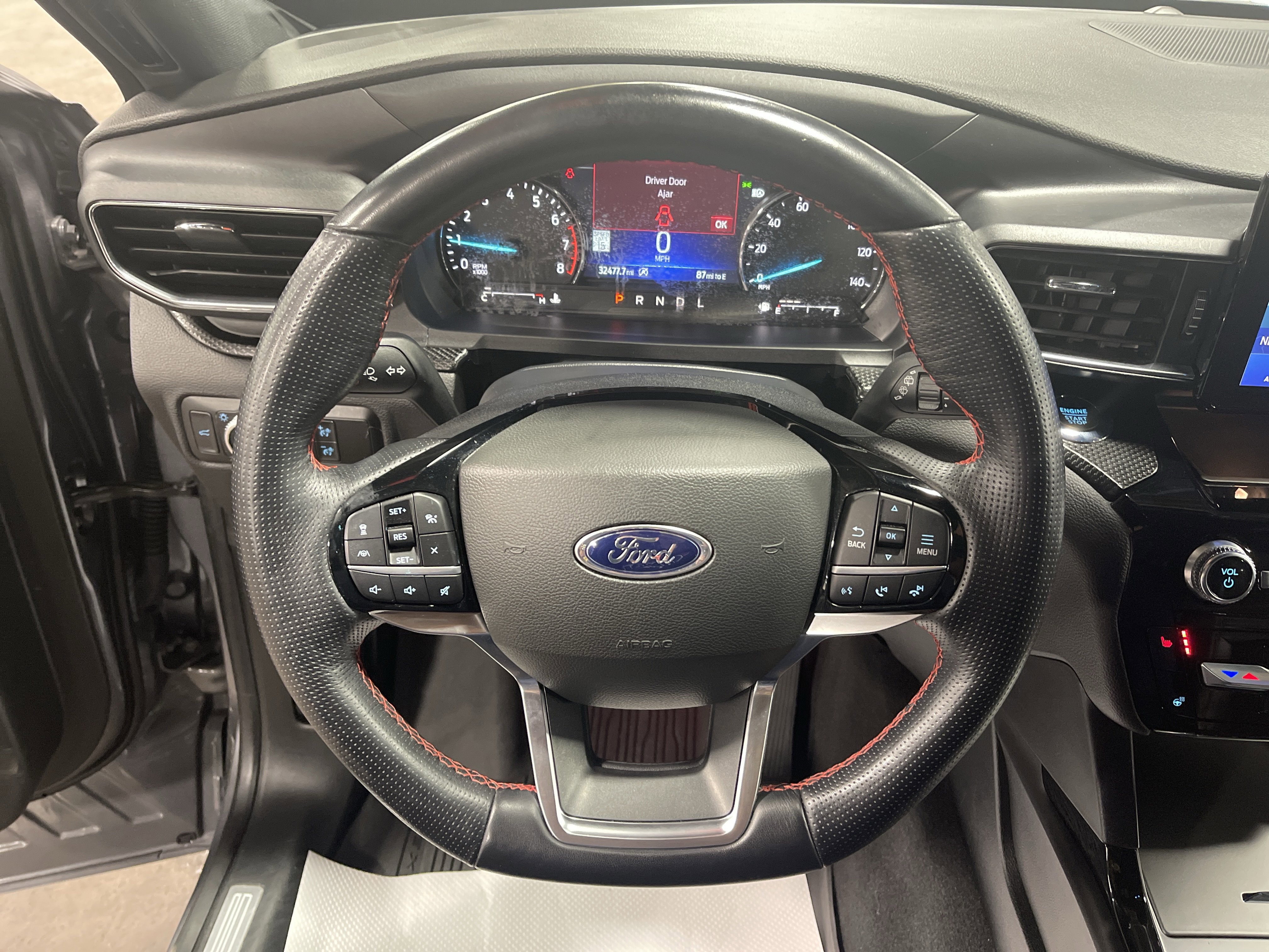 Used 2022 Ford Explorer ST-Line image 18