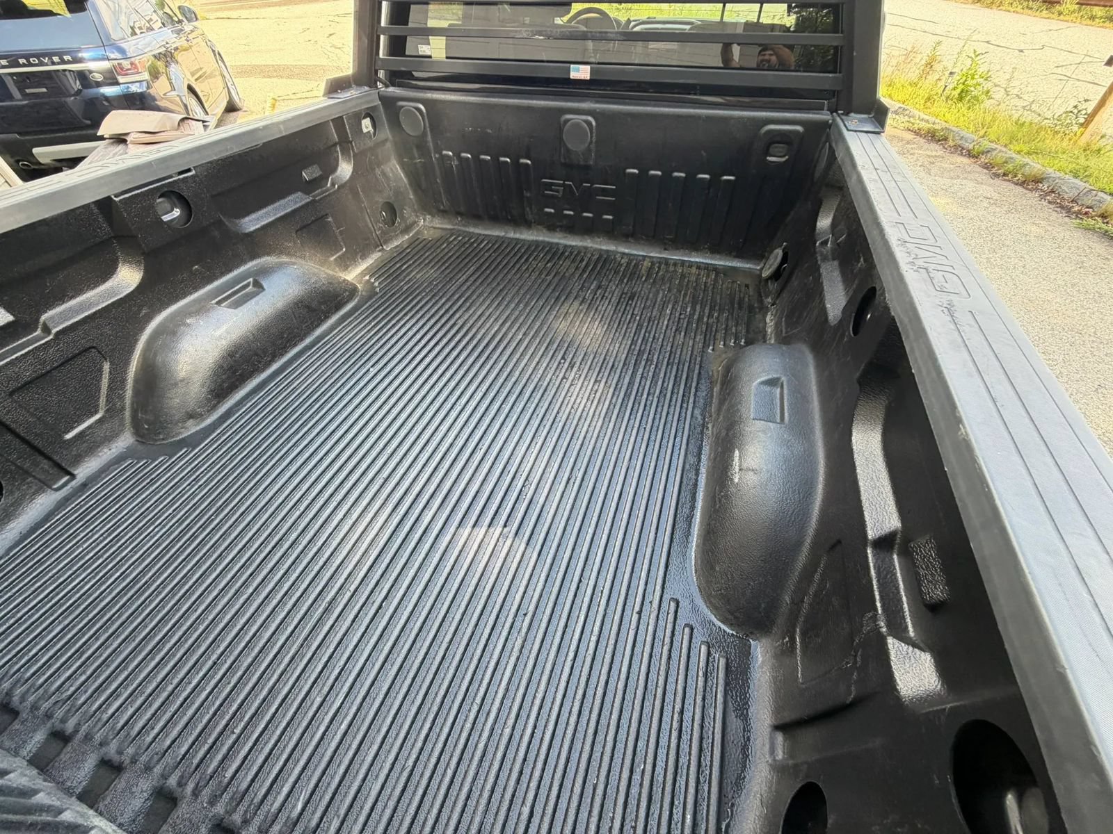 Used 2015 GMC Sierra 2500 SLT w/ Snow Plow Prep Package AWD/4WD image 41