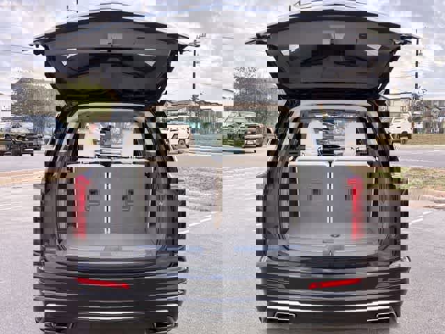 Used 2021 Cadillac XT6 Premium Luxury image 37