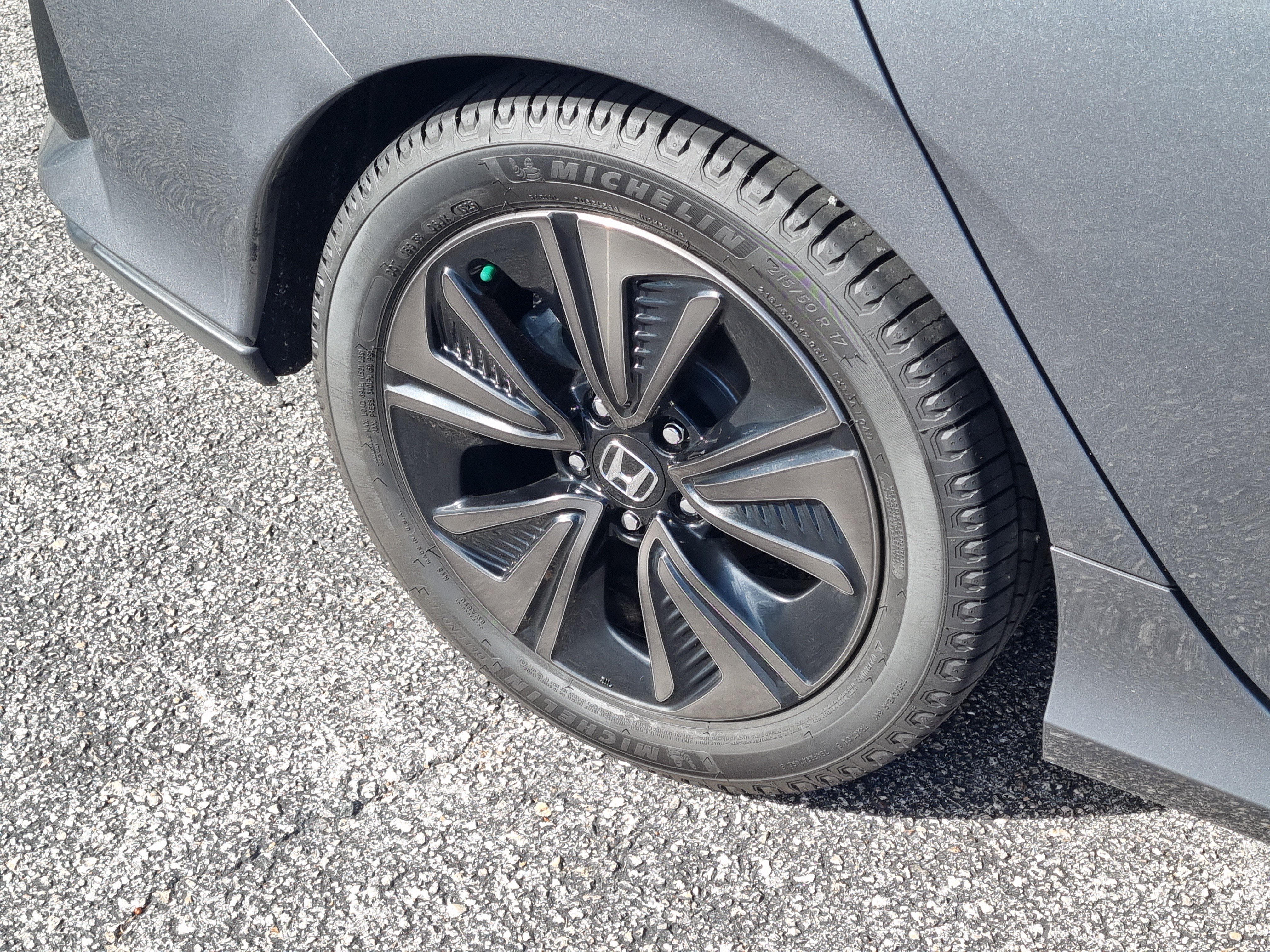 Used 2018 Honda Civic EX image 11