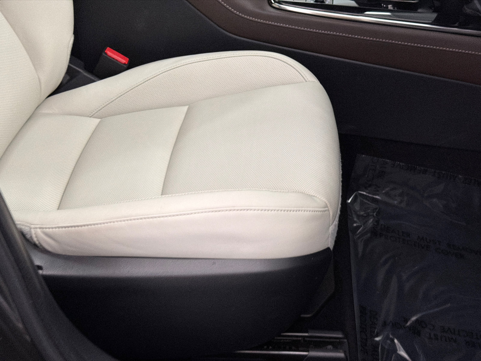 Used 2023 MAZDA CX-30 AWD 2.5 S w/ Premium Package image 12
