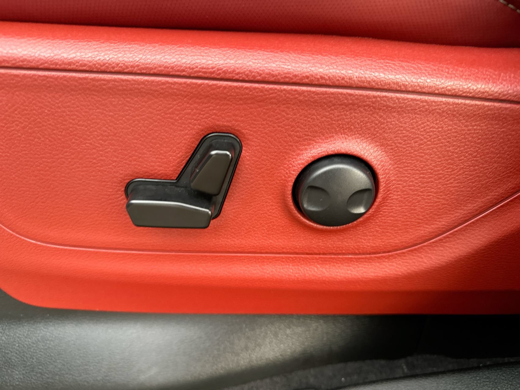 Used 2025 RAM 1500 Rebel AWD/4WD image 18
