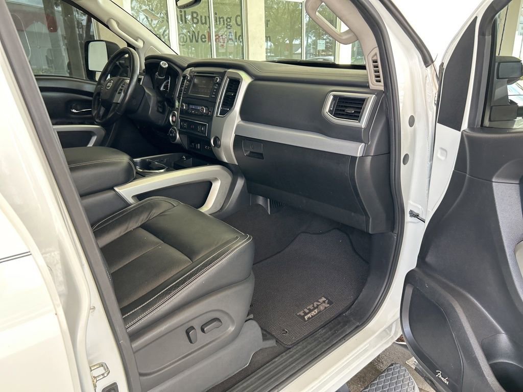 Used 2019 Nissan Titan PRO-4X w/ Pro-4x Convenience Package image 27