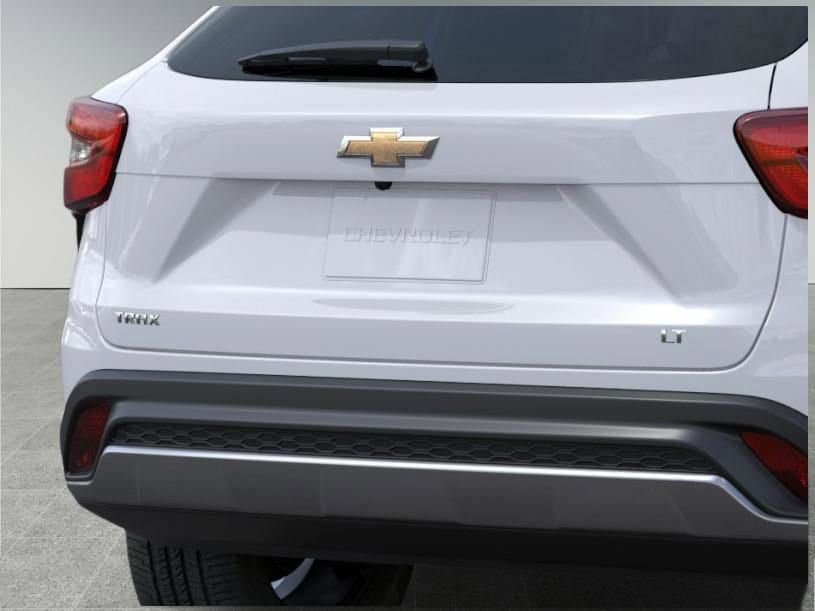 New 2026 Chevrolet Trax LT FWD image 15