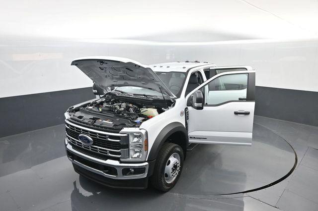 New 2026 Ford F450 XL w/ XL Chrome Package image 41