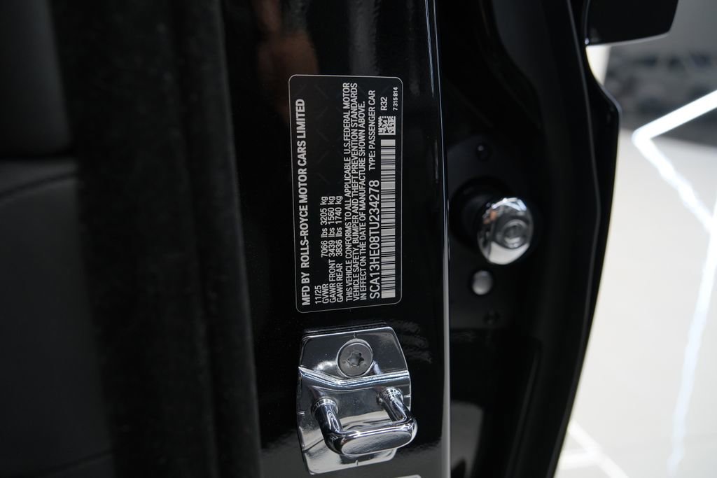 Used 2026 Rolls-Royce Phantom Sedan image 65