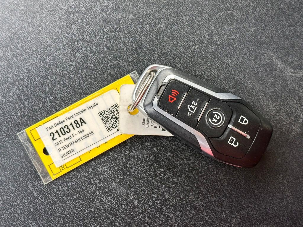 Used 2017 Ford F150 Platinum image 38