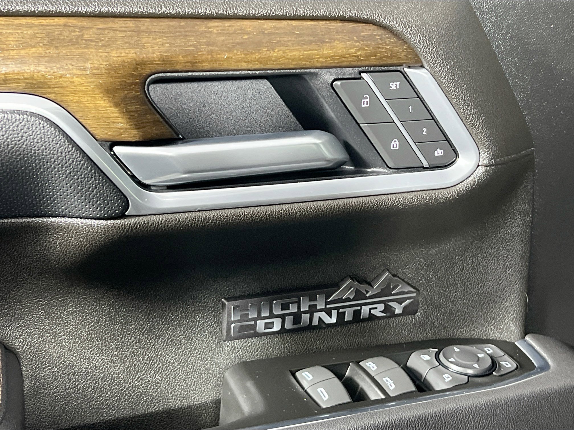 Used 2026 Chevrolet Silverado 1500 High Country image 16