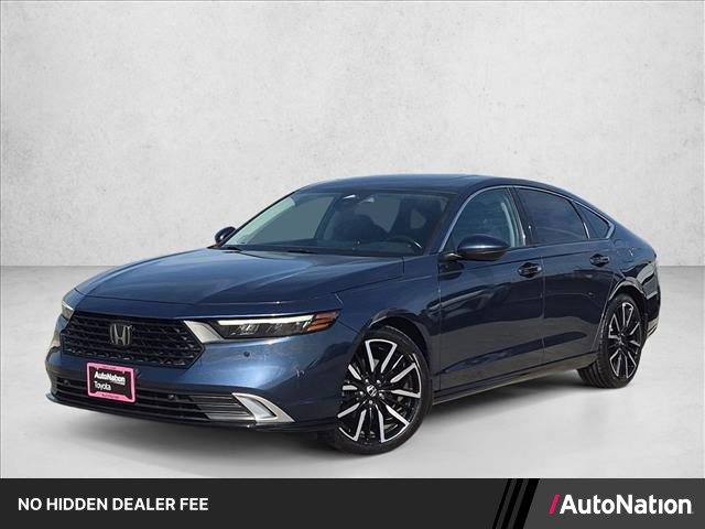 Used 2023 Honda Accord Touring image 1