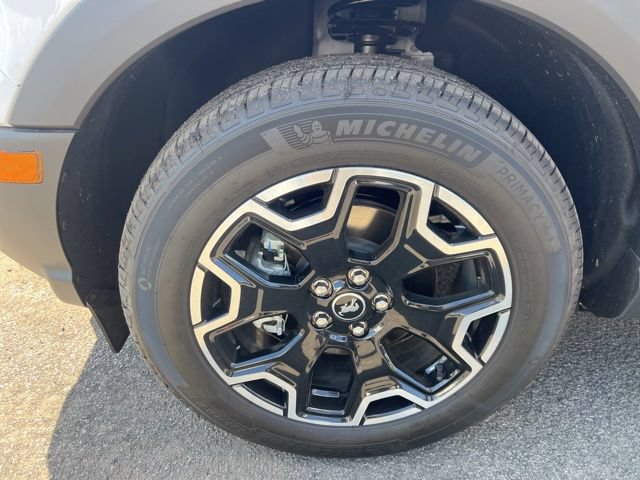 New 2025 Ford Bronco Sport Outer Banks w/ Outer Banks Tech Package+ AWD/4WD image 4
