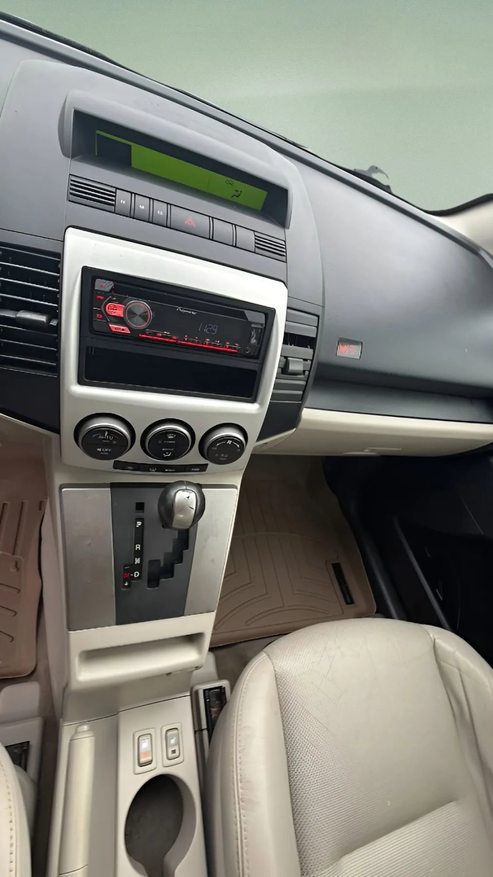 Used 2009 MAZDA MAZDA5 Grand Touring image 37