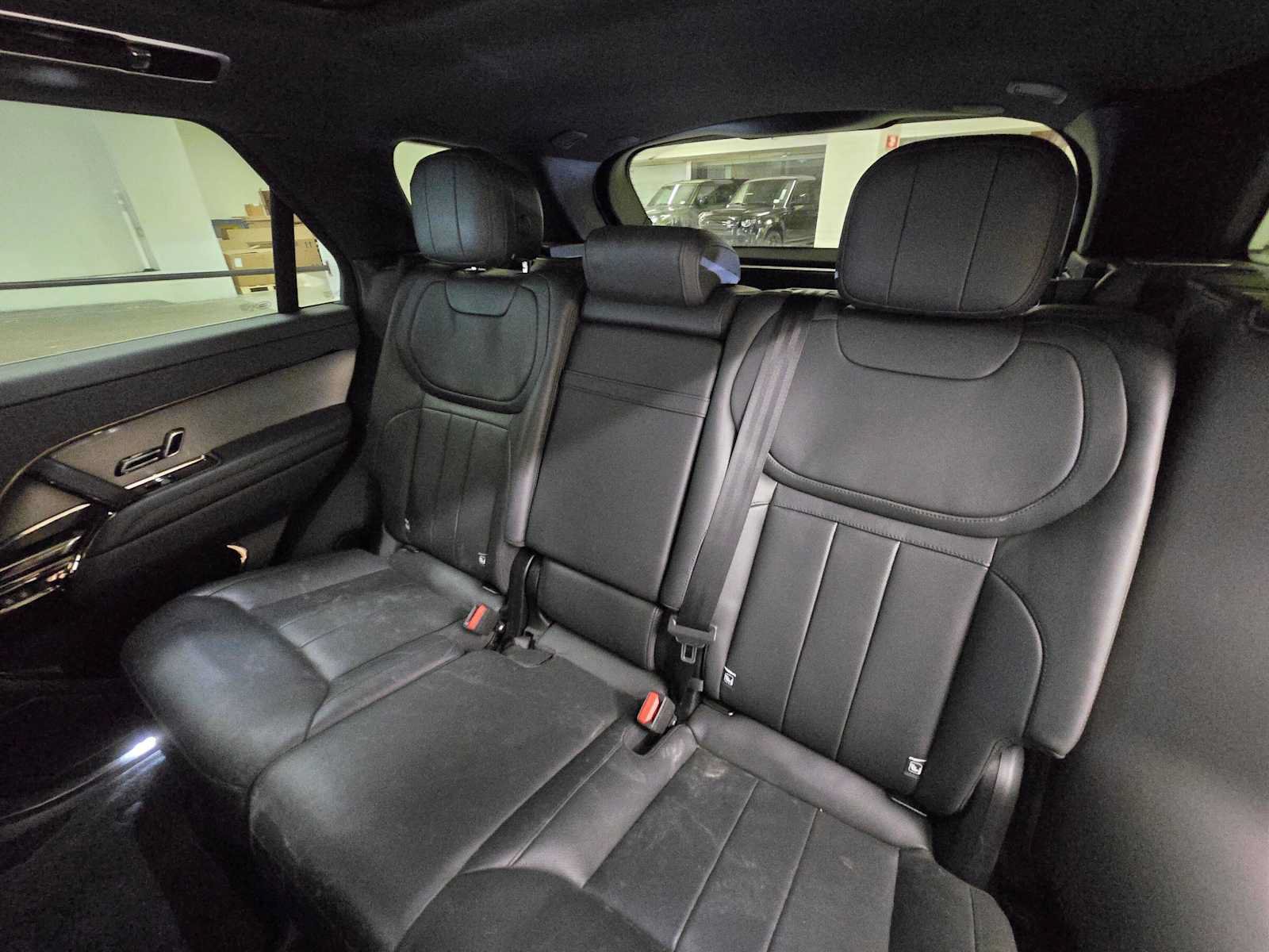 Used 2024 Land Rover Range Rover Sport Dynamic SE AWD/4WD image 18